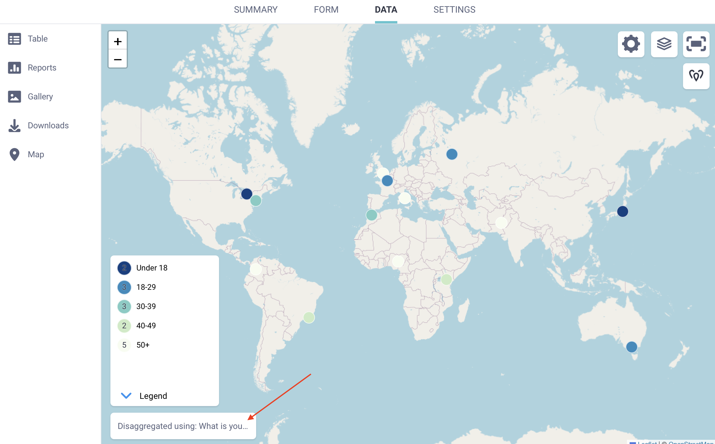 Mapa del mundo con marcadores geopoint desagregados en tonos de azul